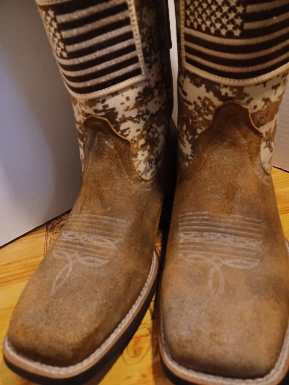 Ariat Men's Patriot Western Boots Size 8EE